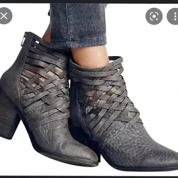 Free People Women's Ankle Boot Carrera Caged Leather Booties - Picture 1 of 9